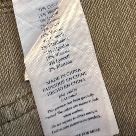 NWT Faherty Size 24” The Stretch Terry Patch Pocket Shorts - Military Green - Picture 11 of 11